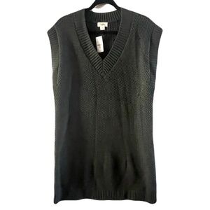 NWT UP West Army Green  Ribbed Sweater Vest Dress SZ M